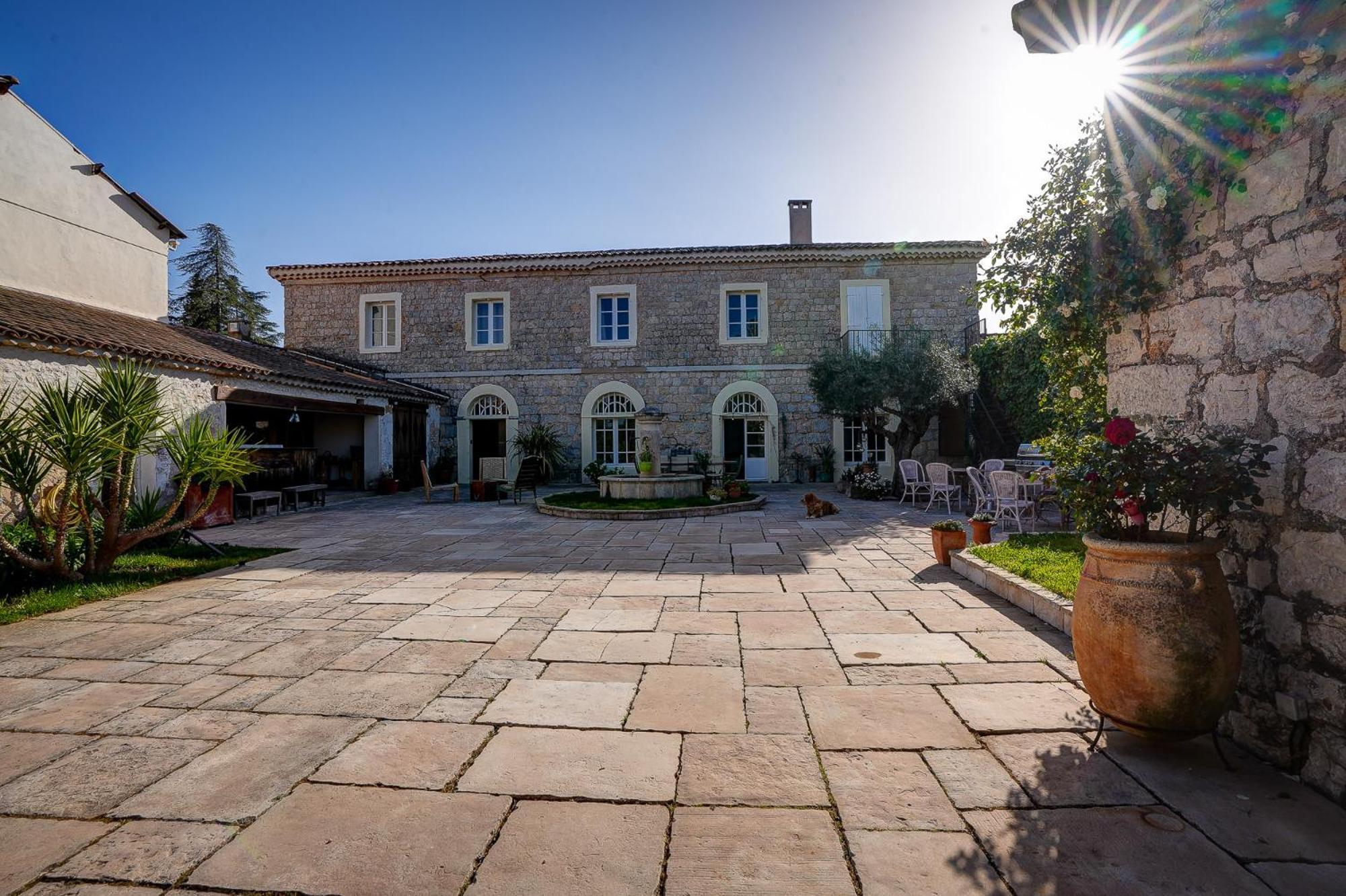 فندق La Bastide Du Castellet لو كاستليت المظهر الخارجي الصورة